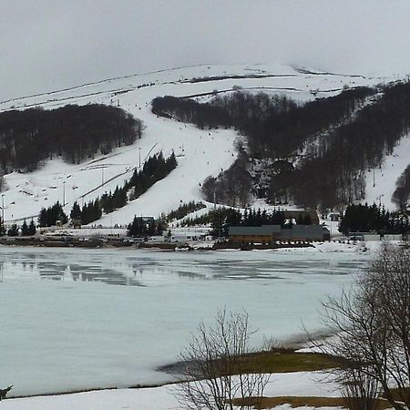 Super-Besse Residence Le Lac Bleu Serviere Chez Lorenzo Et Severine Екстериор снимка